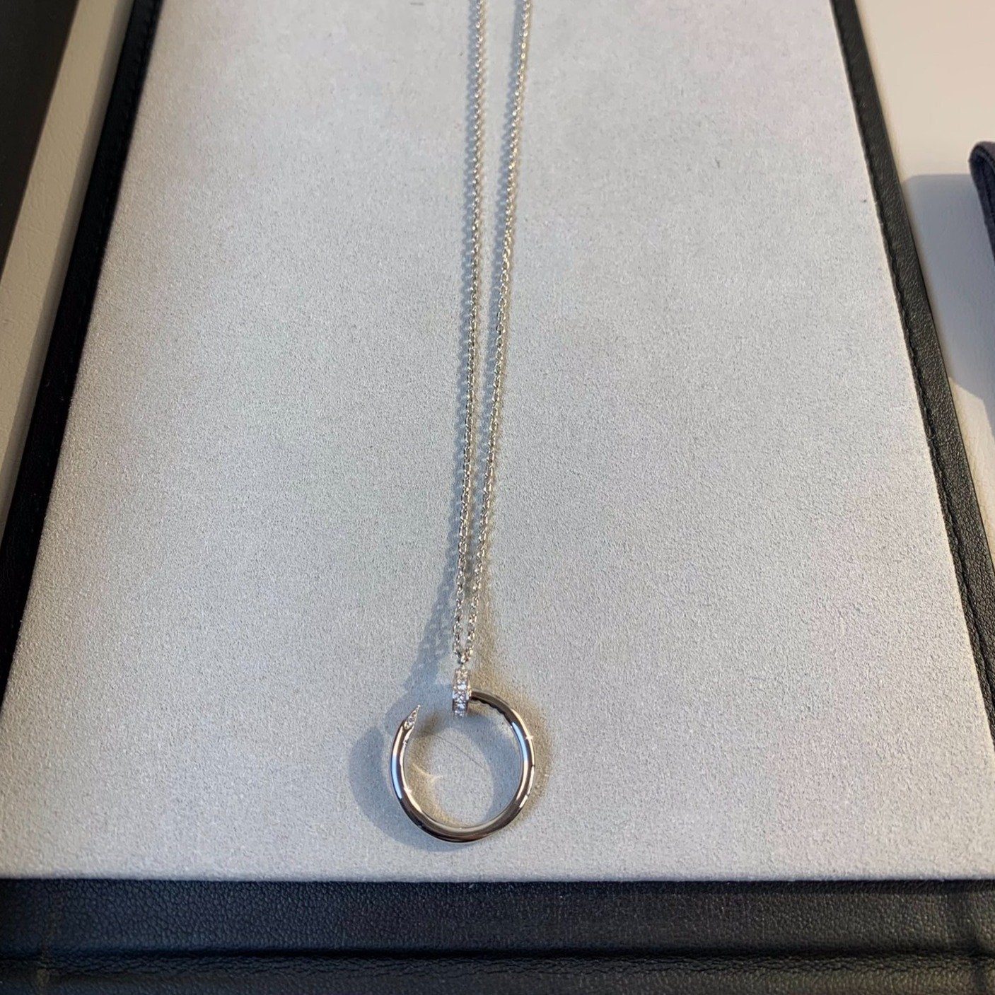 [Mystic]JUSTE NECKLACE SILVER