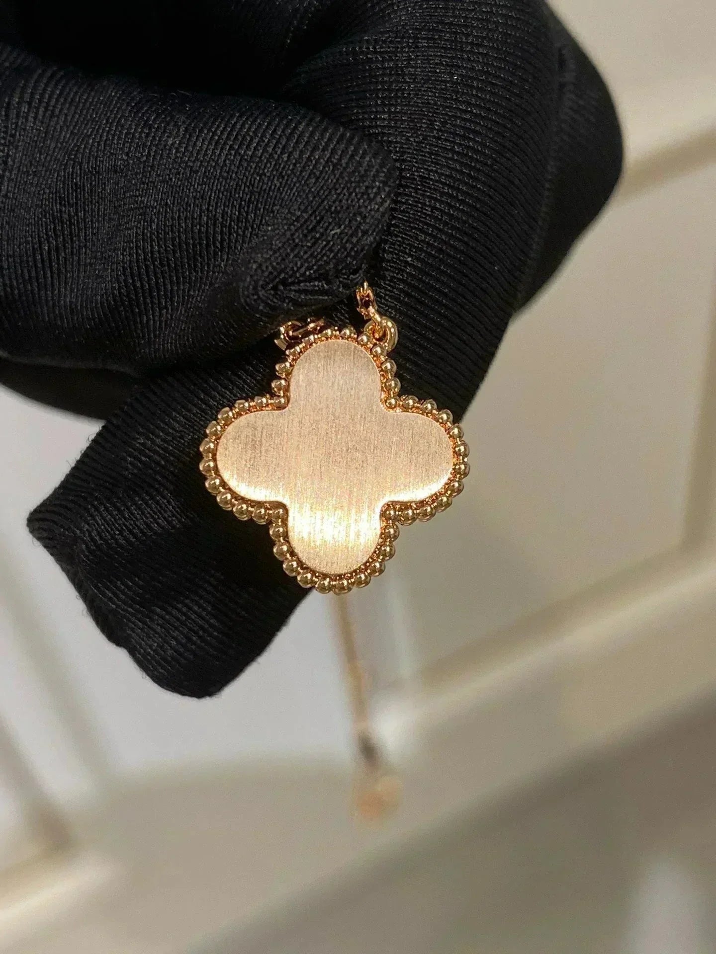 [Mystic]CLOVER 15MM DIAMOND RHODONITE NECKLACE