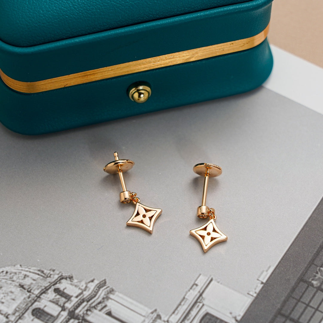 [Mystic]STAR EARRINGS GOLD
