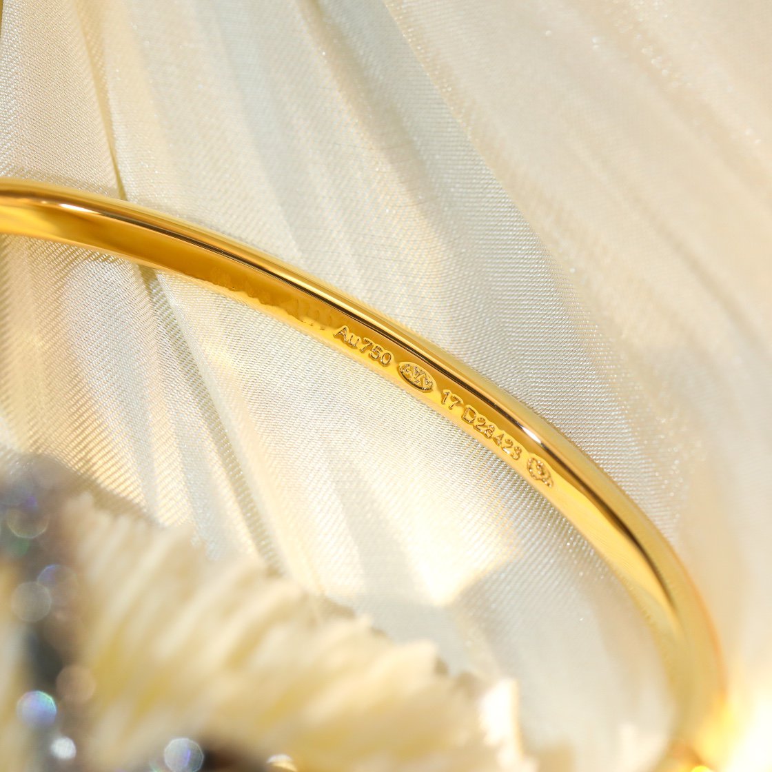 [Mystic]VOLTE UPSITE DOWN GOLD DIAMOND BRACELET