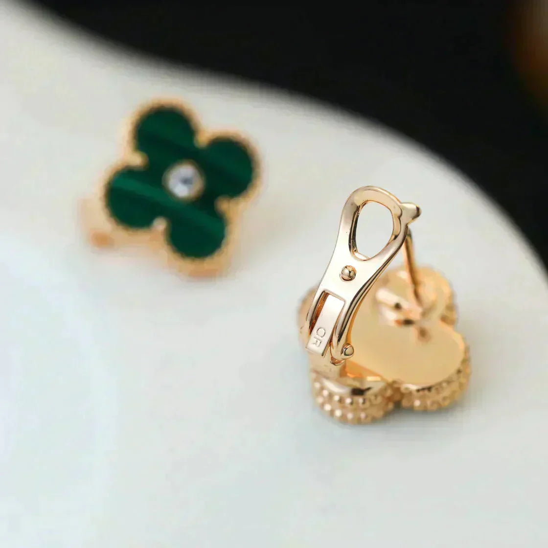 [Mystic]CLOVER MEDIUM 1 MOTIFS MALACHITE DIAMOND EARRINGS