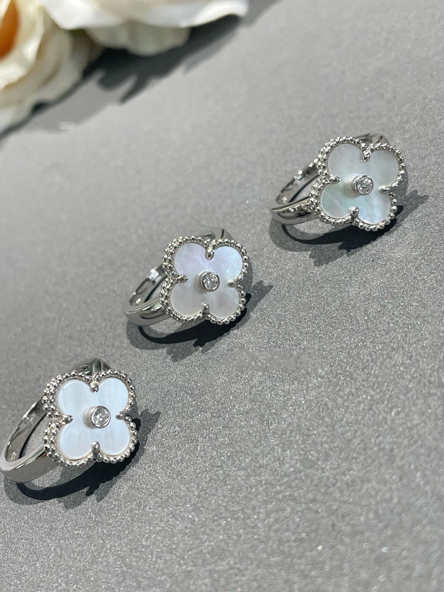 [Mystic]CLOVER SILVER MOP DIAMOND RING