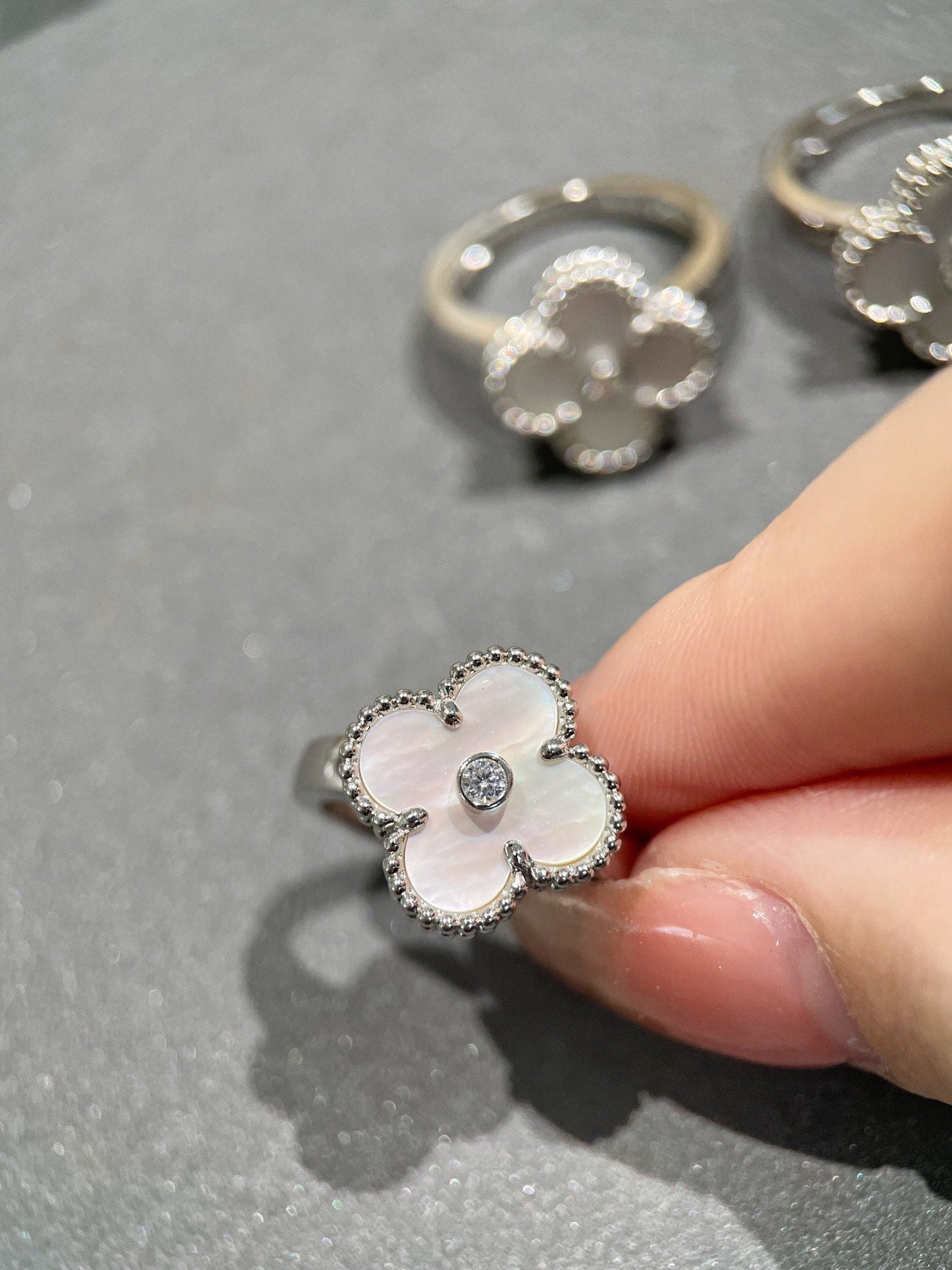 [Mystic]CLOVER SILVER MOP DIAMOND RING