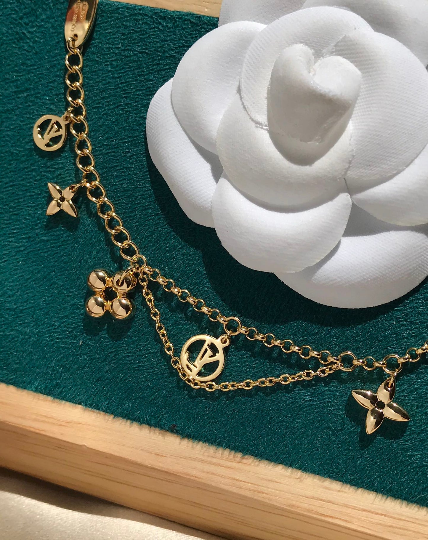 [Mystic]BLOOMING PINK GOLD MOP BRACELET