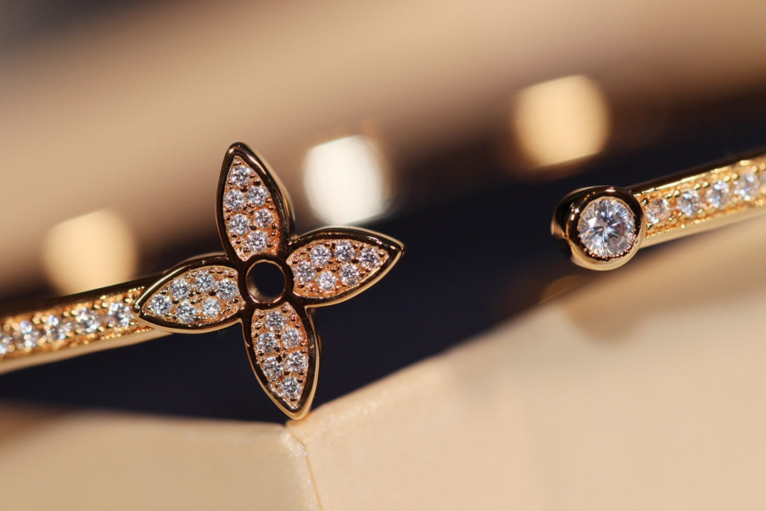 [Mystic]IDYLLE GOLD OPEN BRACELET DIAMOND PAVED