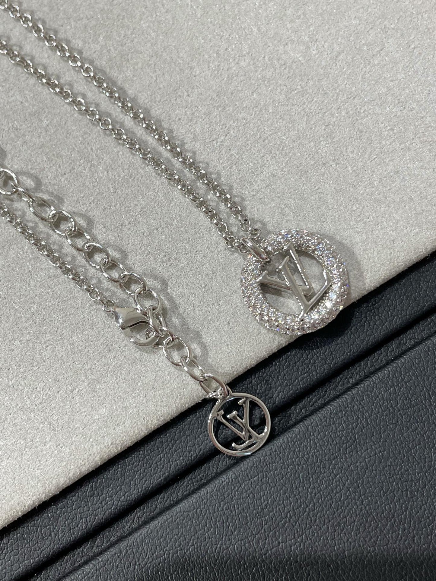 [Mystic]BY NIGHT DIAMOND PAVED NECKLACE