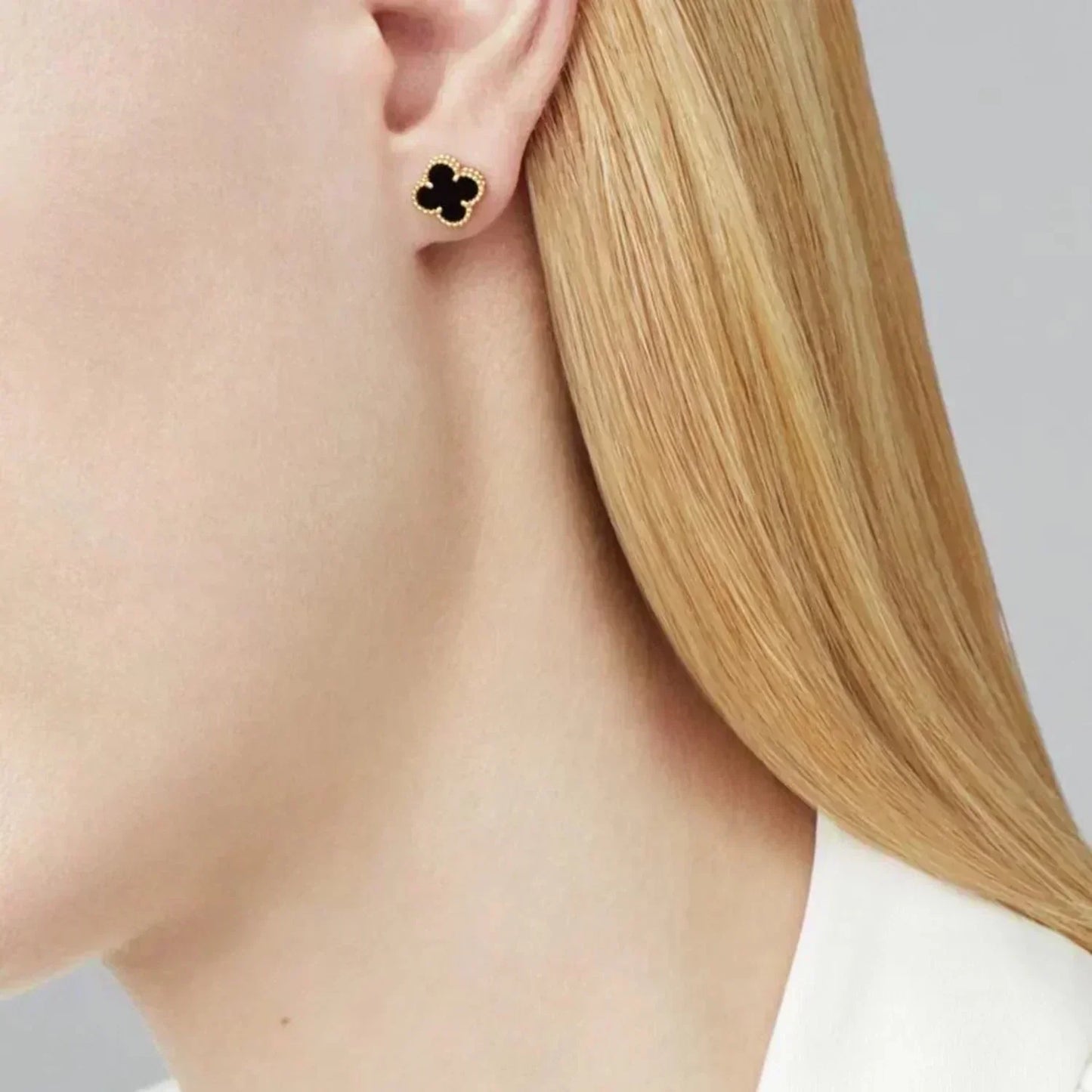 [Mystic]CLOVER MINI 9.5MM BLACK MOP EARRINGS