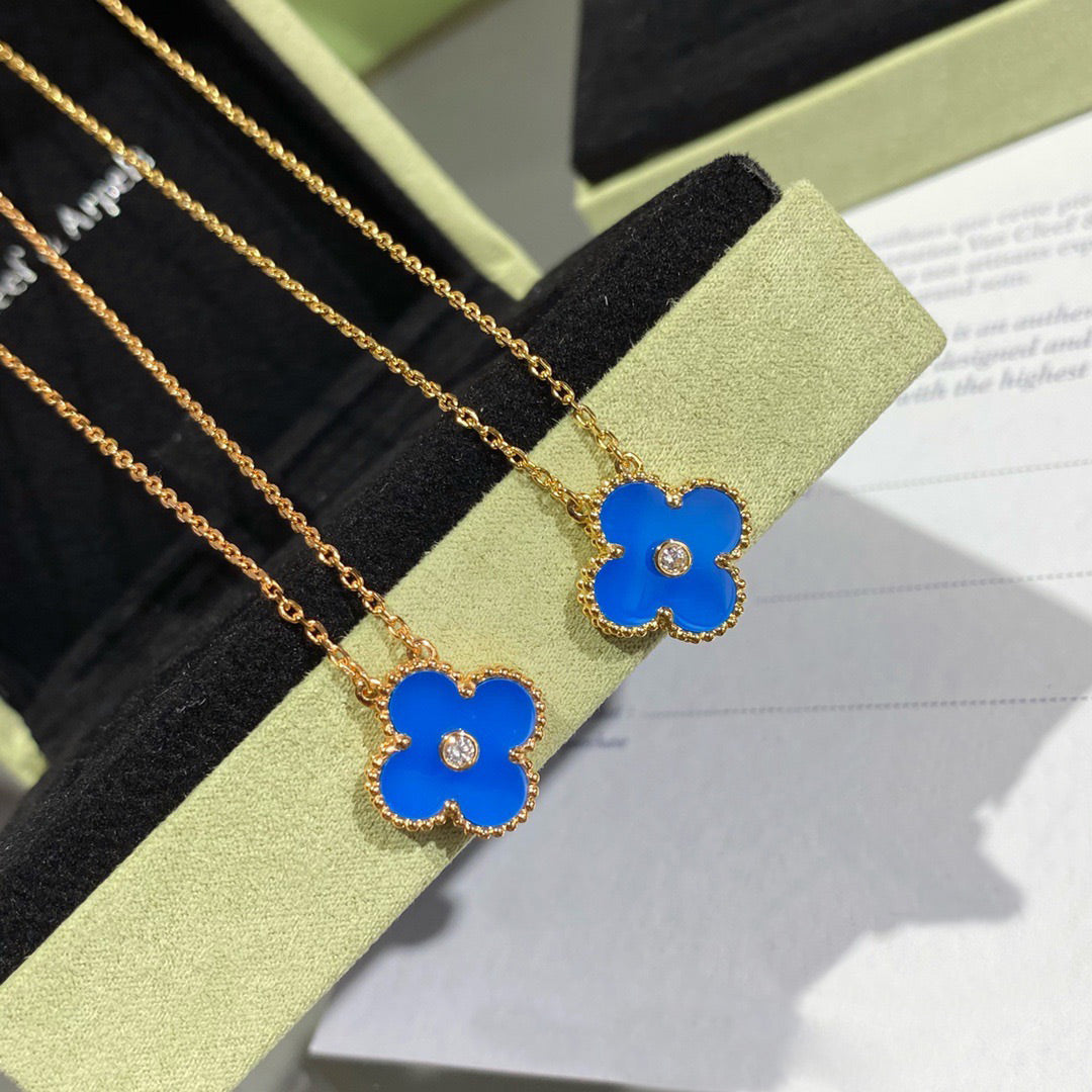 [Mystic]CLOVER 15MM DIAMOND AND BLUE AGATE NECKLACE