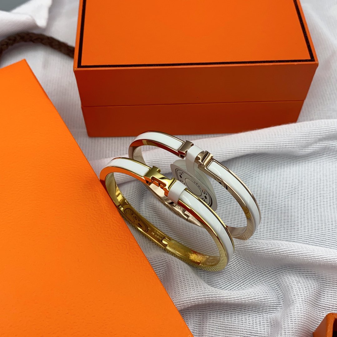 [Mystic]CLASSIC HM CLIC WHITE 8MM ENAMEL BRACELET
